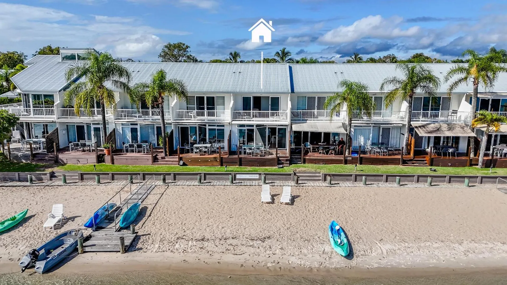 Noosa Riverfront Apartment Unit 7 Noosaville