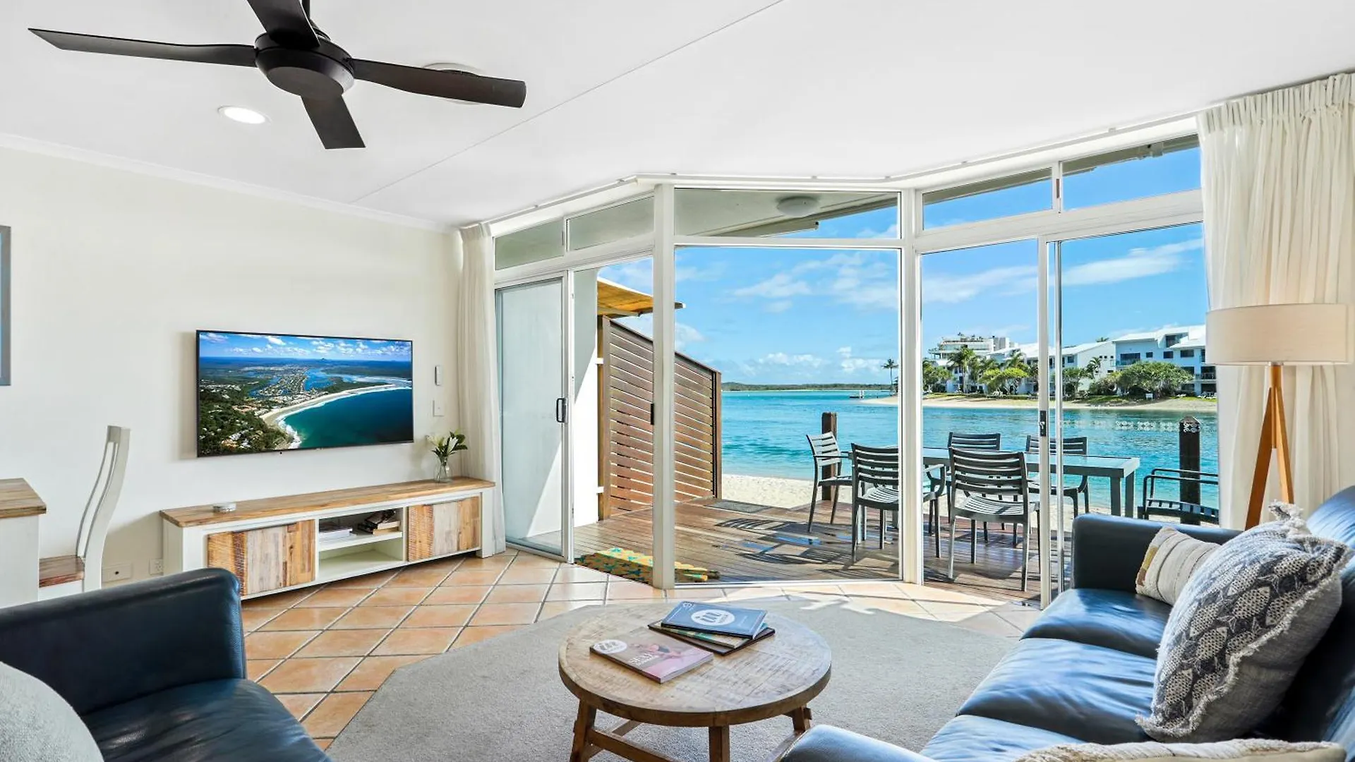Noosa Riverfront Apartment Unit 7 Noosaville 0*,  Avustralya